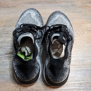 Nike Black and White Athletic Shoes